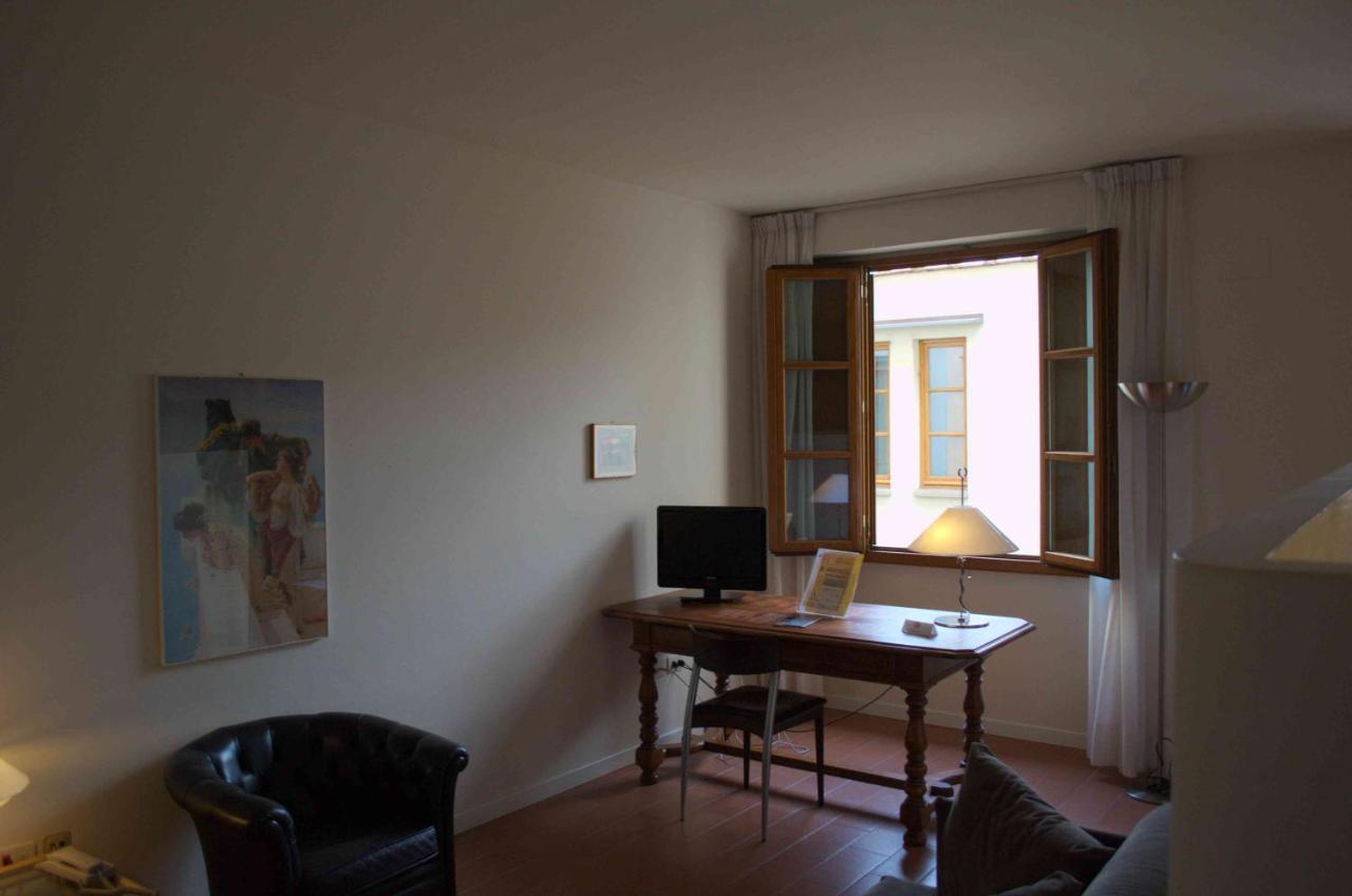 Hotel Palazzo Ricasoli Florencia Habitación foto